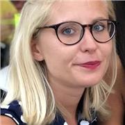Envie d’apprendre à les bases de la couture, et de dompter votre machine à couture ? 
Alors n’attendez plus, et contactez-moi moi 😊
